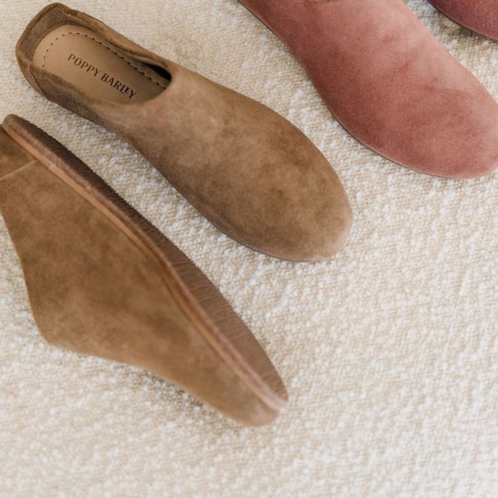 Poppy Barley cabin slides